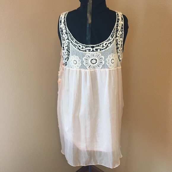 Light Peach Dress eEmbellished Flowers - Small - Picture 3 of 9